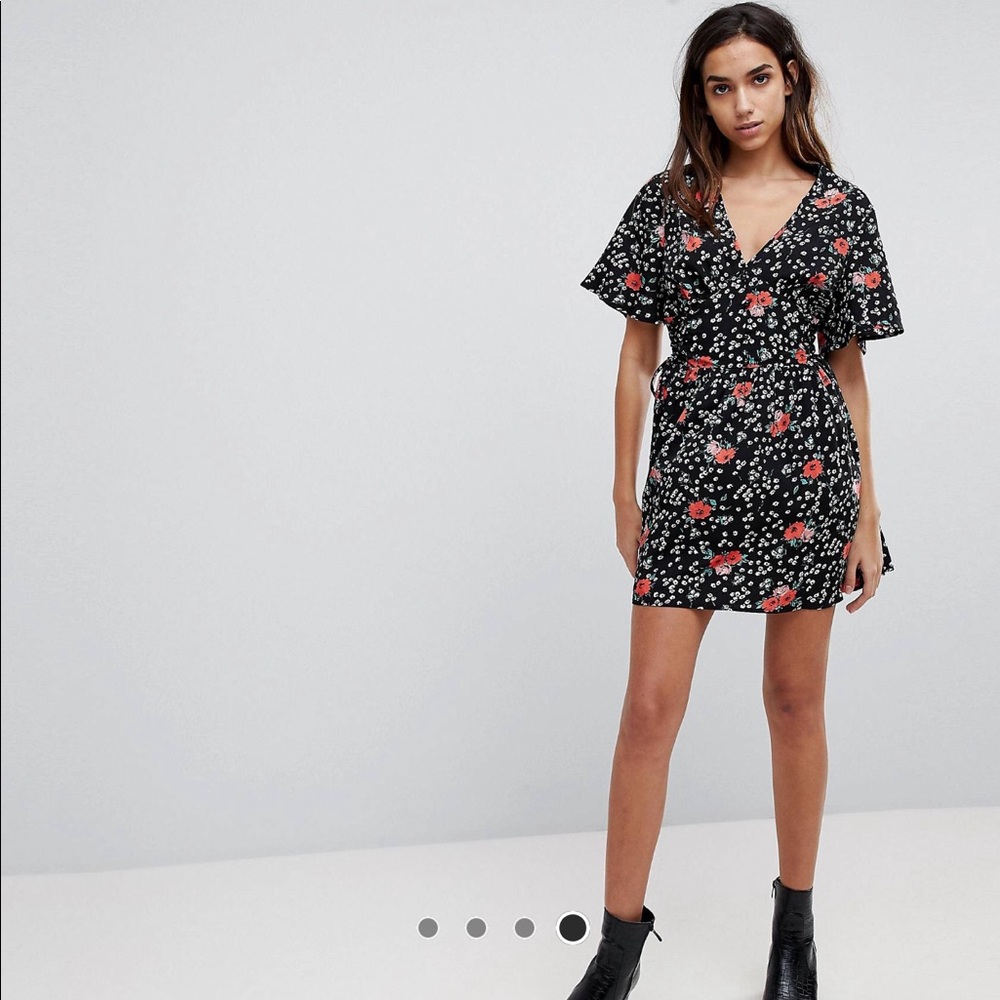 Misguided black floral tie side mini dress
